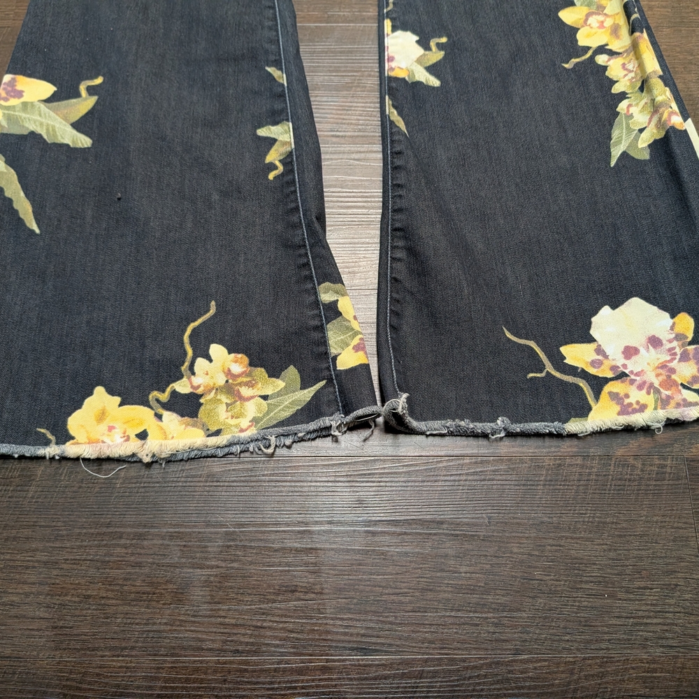 Free People "Miami Nights" Bali Flare Jeans Size 30 - Picture 6 of 6